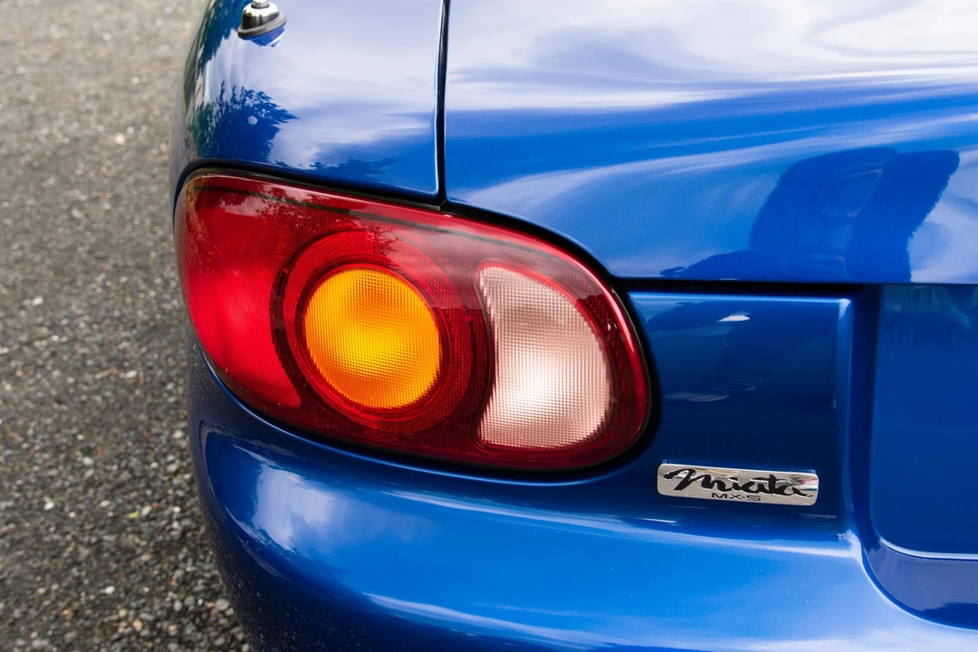1999 Mazda NB MX-5 Miata - Image 24 of 31