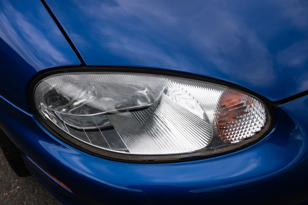 1999 Mazda NB MX-5 Miata - Image 13 of 31