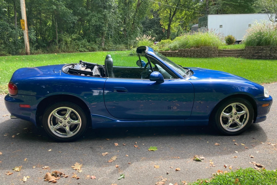 1999 Mazda NB MX-5 Miata - Image 3 of 31