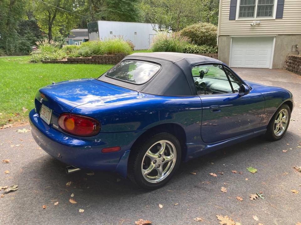 1999 Mazda NB MX-5 Miata - Image 8 of 31