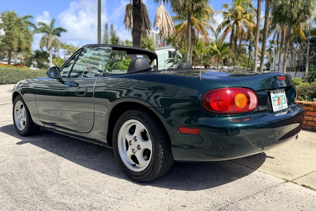 1999 Mazda NB MX-5 Miata - Image 4 of 31