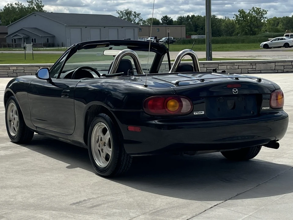 1999 Mazda NB MX-5 Miata - Image 14 of 31