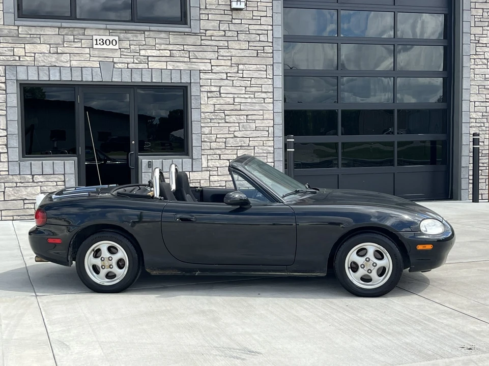 1999 Mazda NB MX-5 Miata - Image 3 of 31