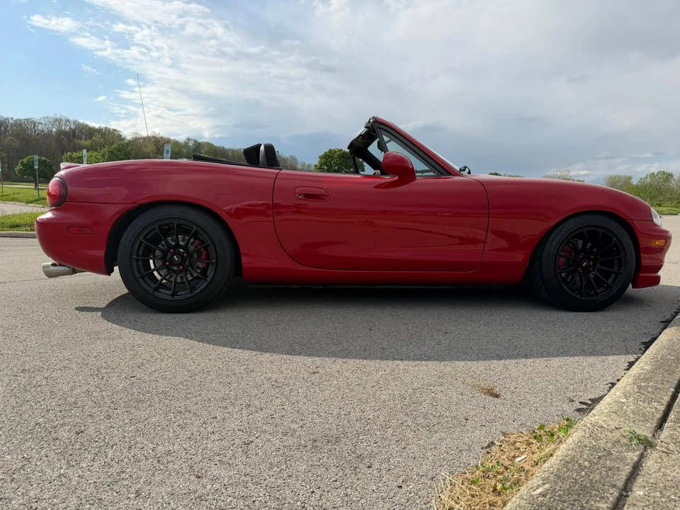 1999 Mazda NB MX-5 Miata - Image 8 of 31