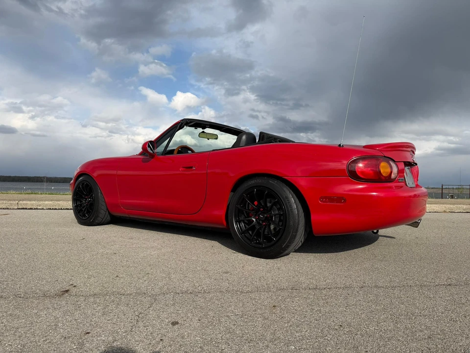 1999 Mazda NB MX-5 Miata - Image 6 of 31