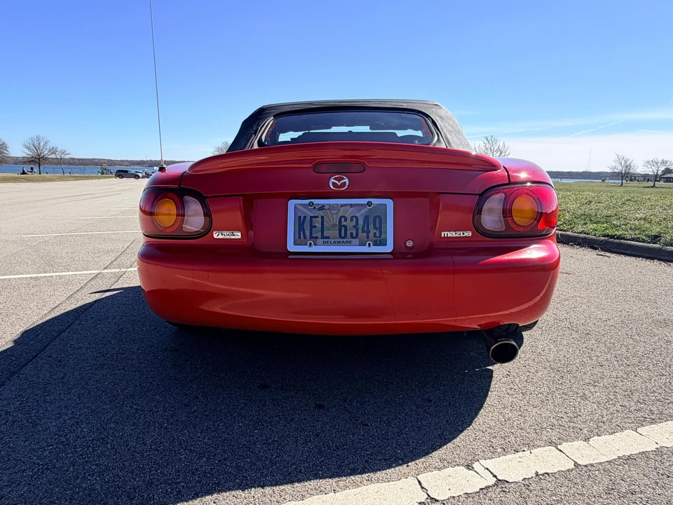 1999 Mazda NB MX-5 Miata - Image 11 of 31