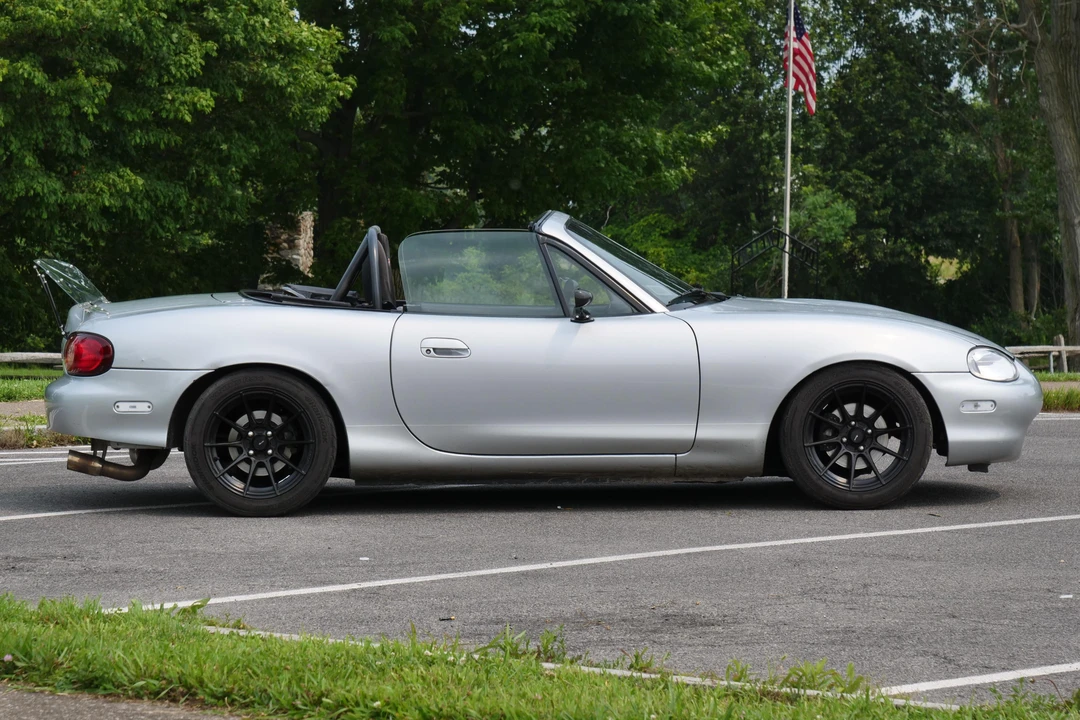 1999 Mazda NB MX-5 Miata - Image 3 of 10