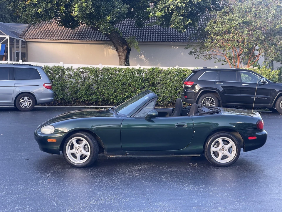 1999 Mazda NB MX-5 Miata - Image 12 of 31