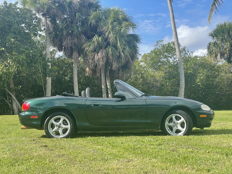 1999 Mazda NB MX-5 Miata - Image 21 of 31