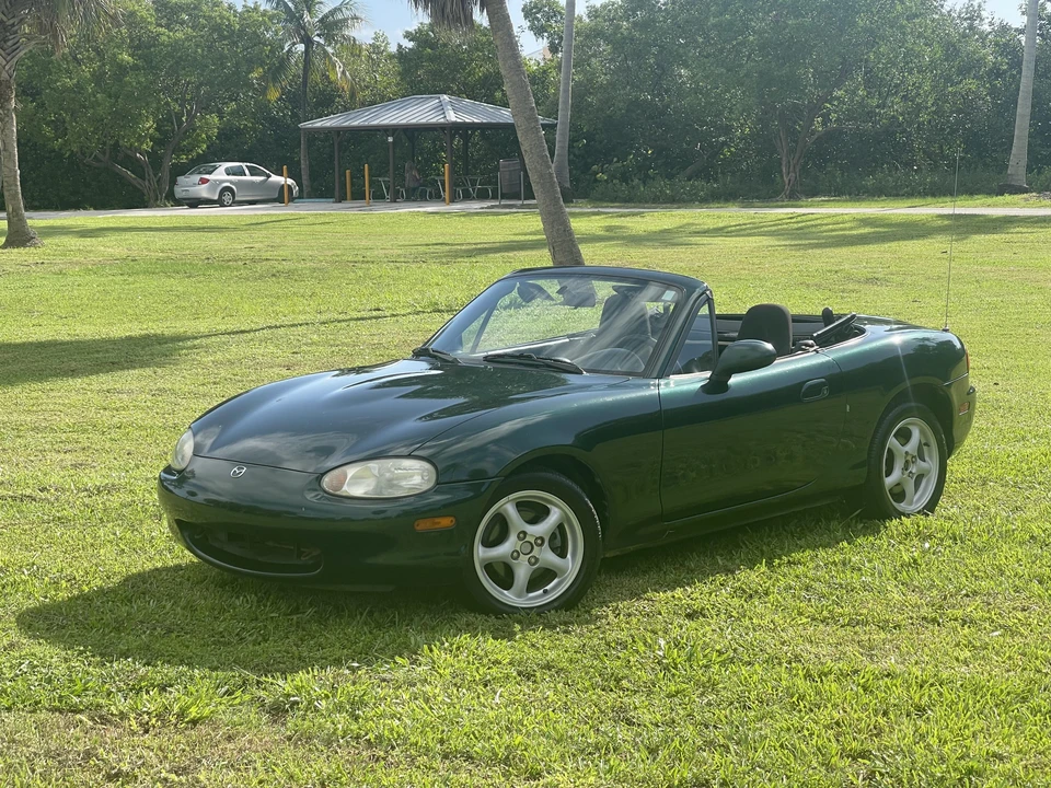 1999 Mazda NB MX-5 Miata - Image 8 of 31