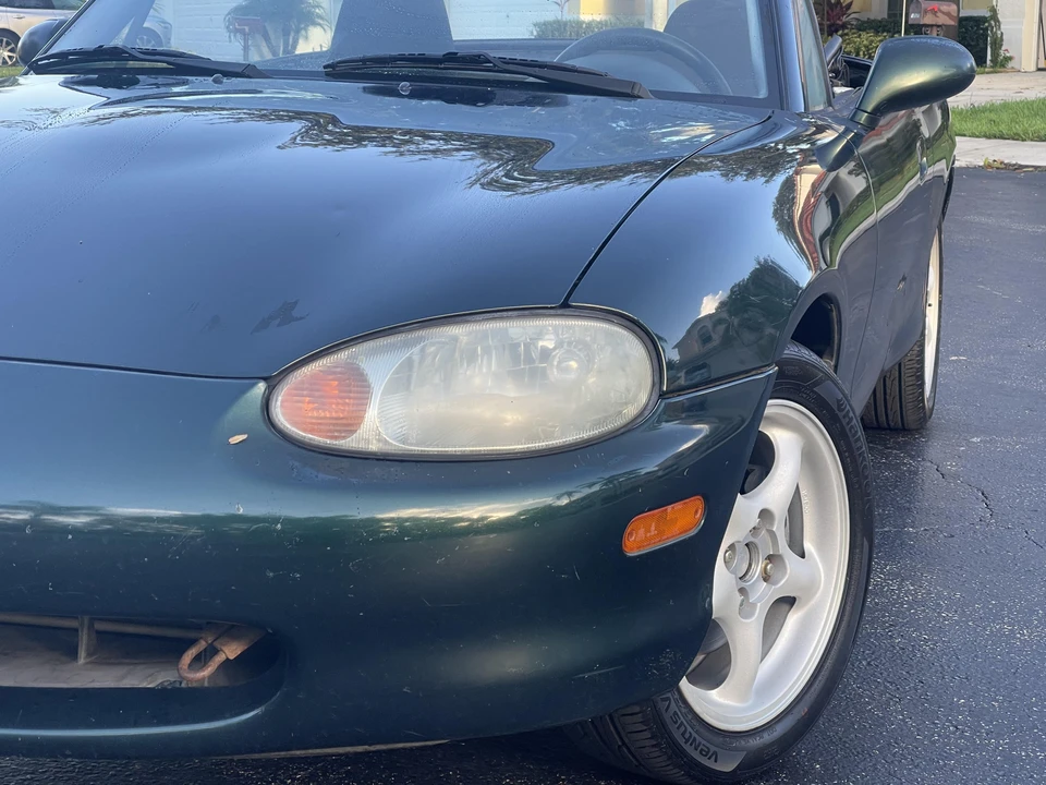 1999 Mazda NB MX-5 Miata - Image 28 of 31