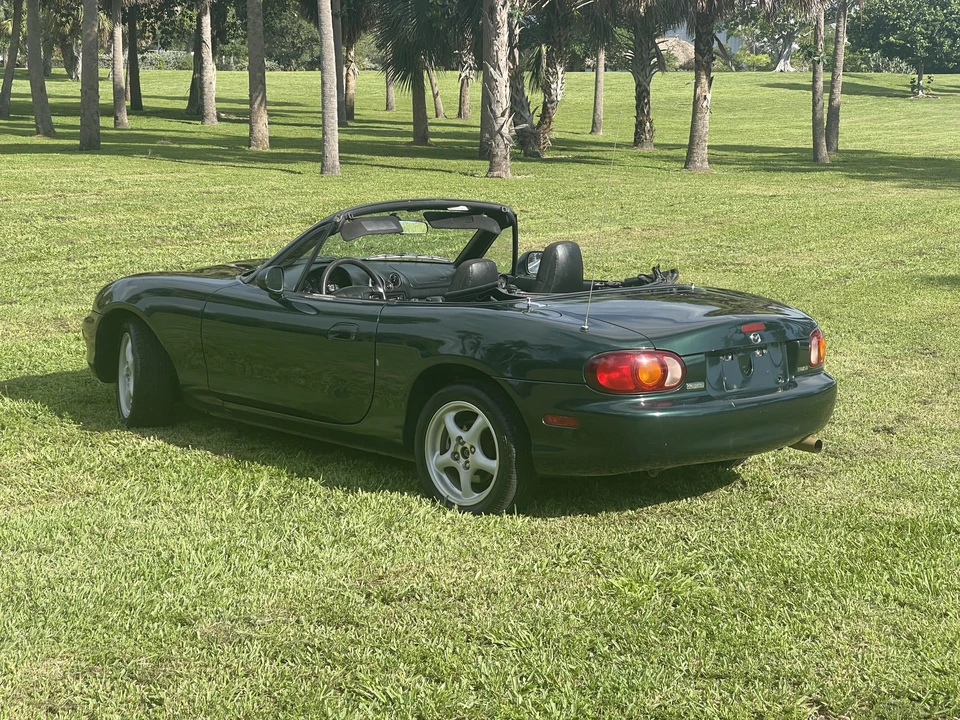 1999 Mazda NB MX-5 Miata - Image 16 of 31