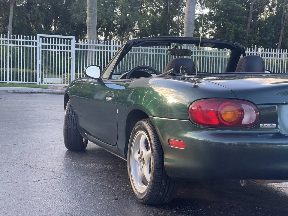 1999 Mazda NB MX-5 Miata - Image 30 of 31