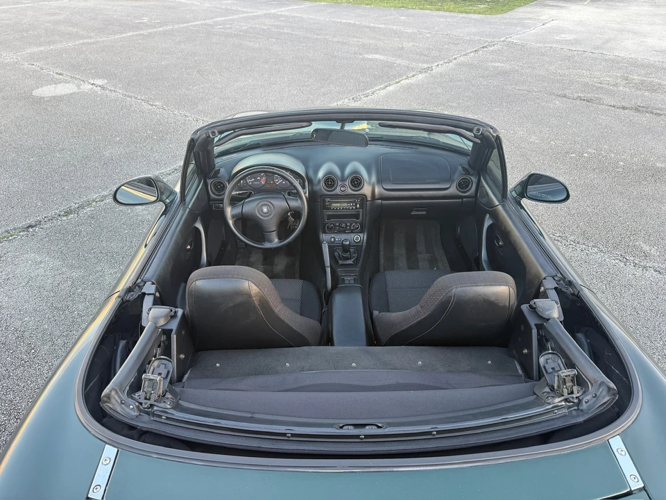 1999 Mazda NB MX-5 Miata - Image 5 of 21