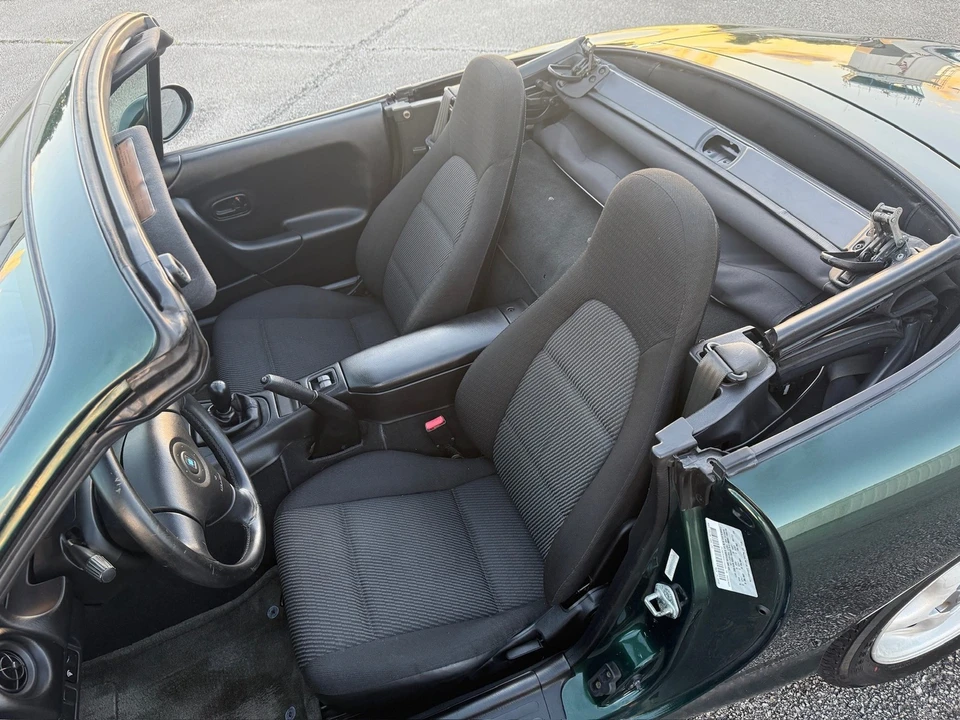 1999 Mazda NB MX-5 Miata - Image 7 of 21