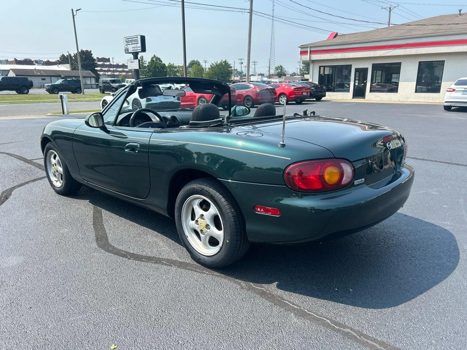 1999 Mazda NB MX-5 Miata - Image 8 of 22