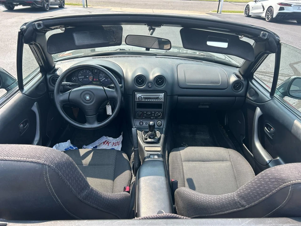 1999 Mazda NB MX-5 Miata - Image 11 of 22