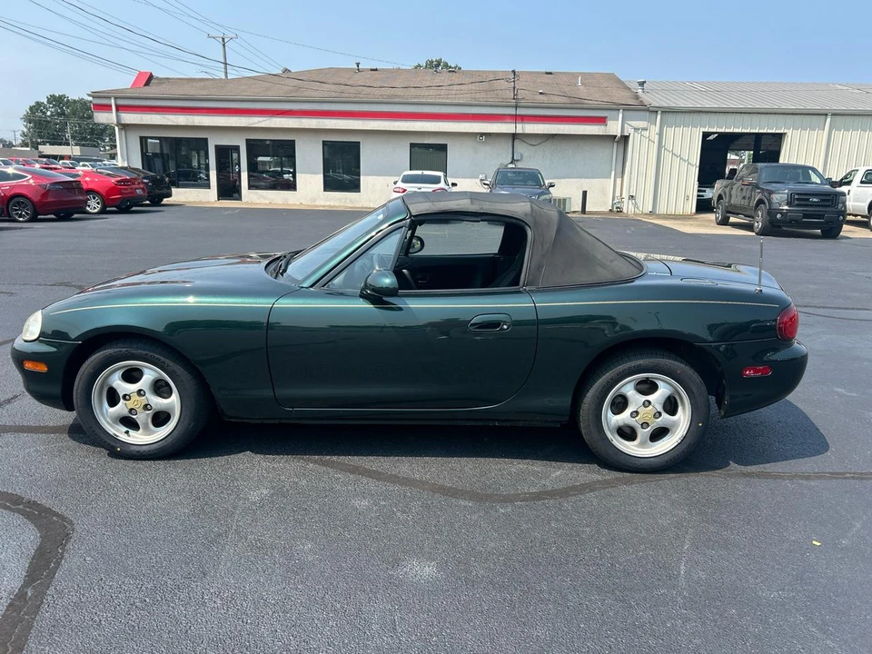 1999 Mazda NB MX-5 Miata - Image 19 of 22