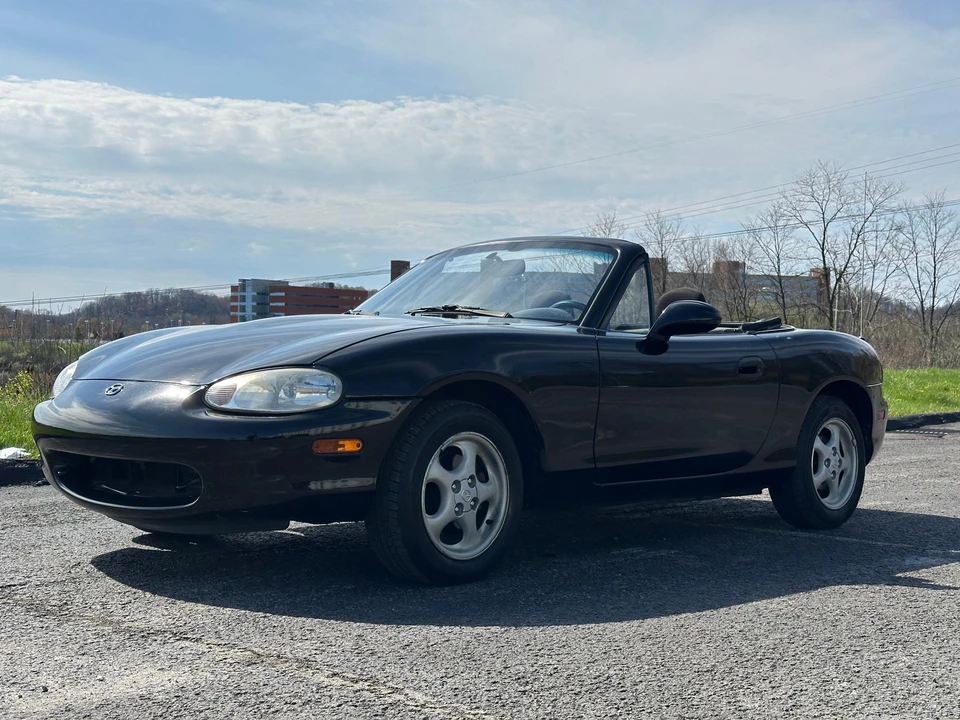 1999 Mazda NB MX-5 Miata - Image 7 of 31