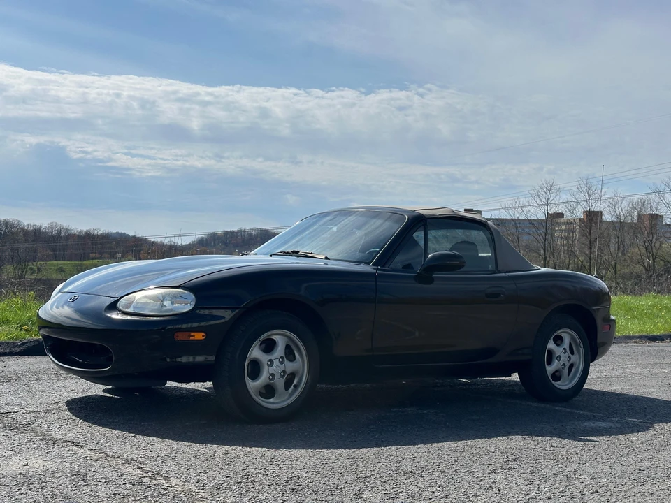 1999 Mazda NB MX-5 Miata - Image 12 of 31