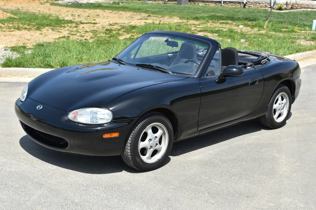 1999 Mazda NB MX-5 Miata - Image 6 of 31