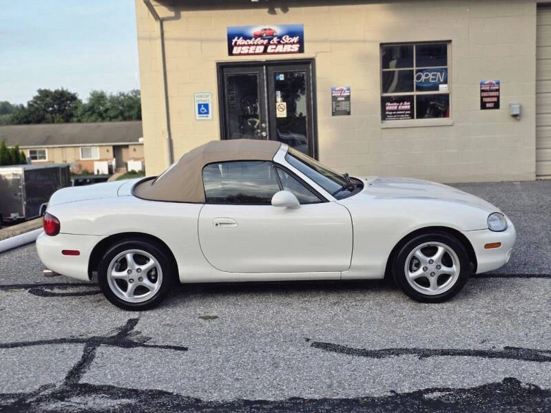 1999 Mazda NB MX-5 Miata - Image 26 of 31