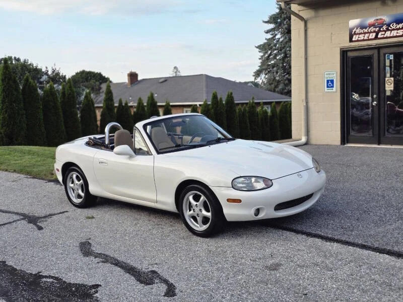 1999 Mazda NB MX-5 Miata - Image 2 of 31