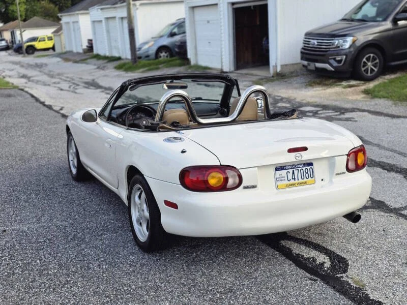 1999 Mazda NB MX-5 Miata - Image 6 of 31