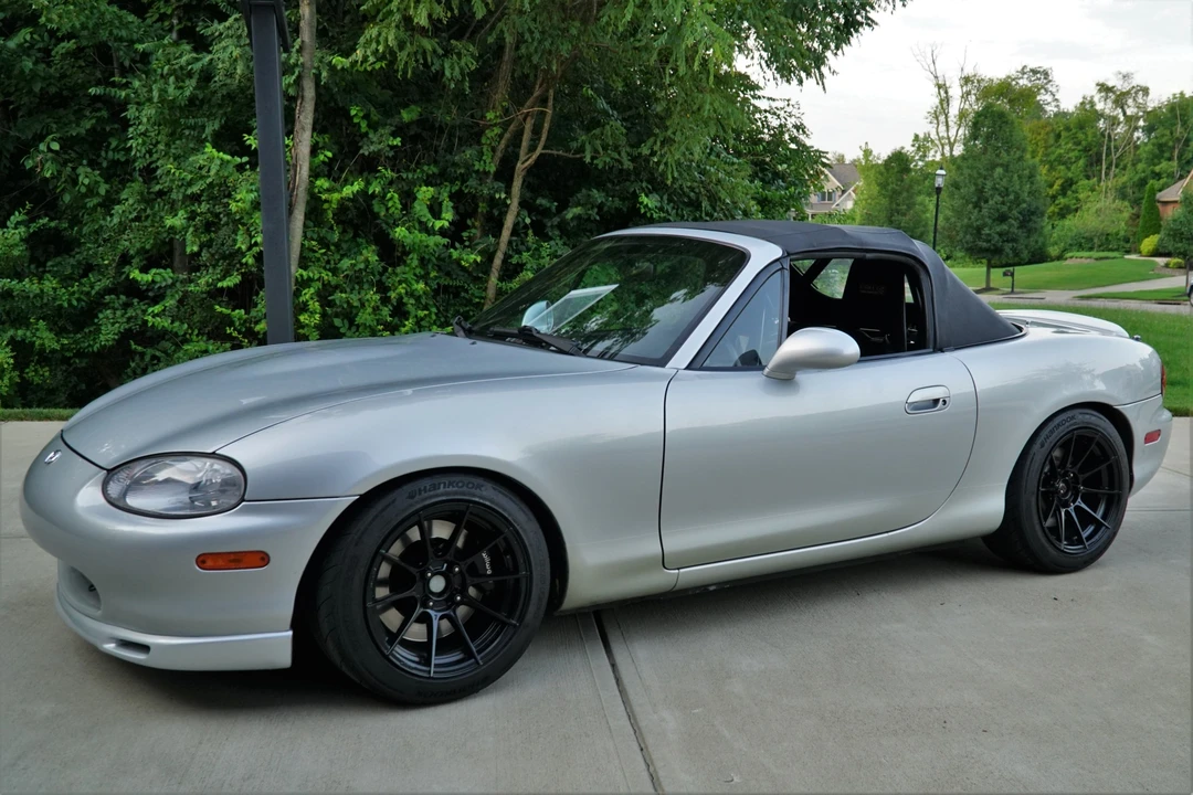 1999 Mazda NB MX-5 Miata - Image 2 of 31