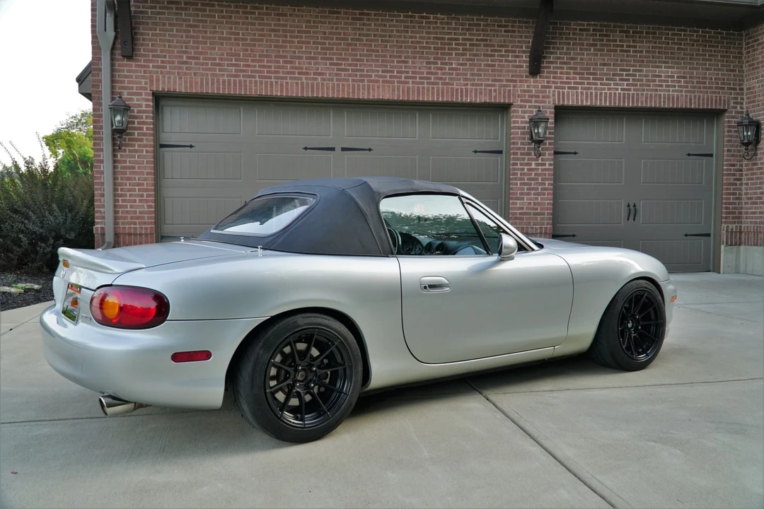 1999 Mazda NB MX-5 Miata - Image 11 of 31