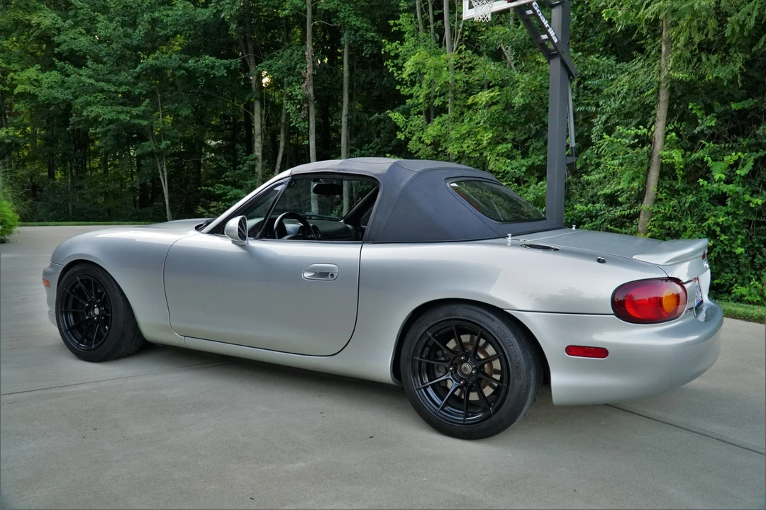 1999 Mazda NB MX-5 Miata - Image 18 of 31