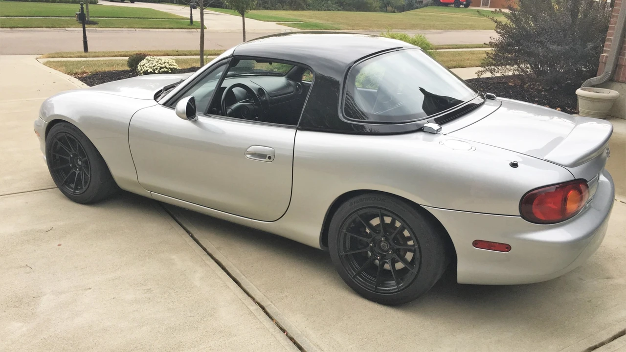 1999 Mazda NB MX-5 Miata - Image 17 of 31