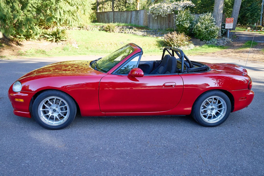 1999 Mazda NB MX-5 Miata - Image 11 of 31