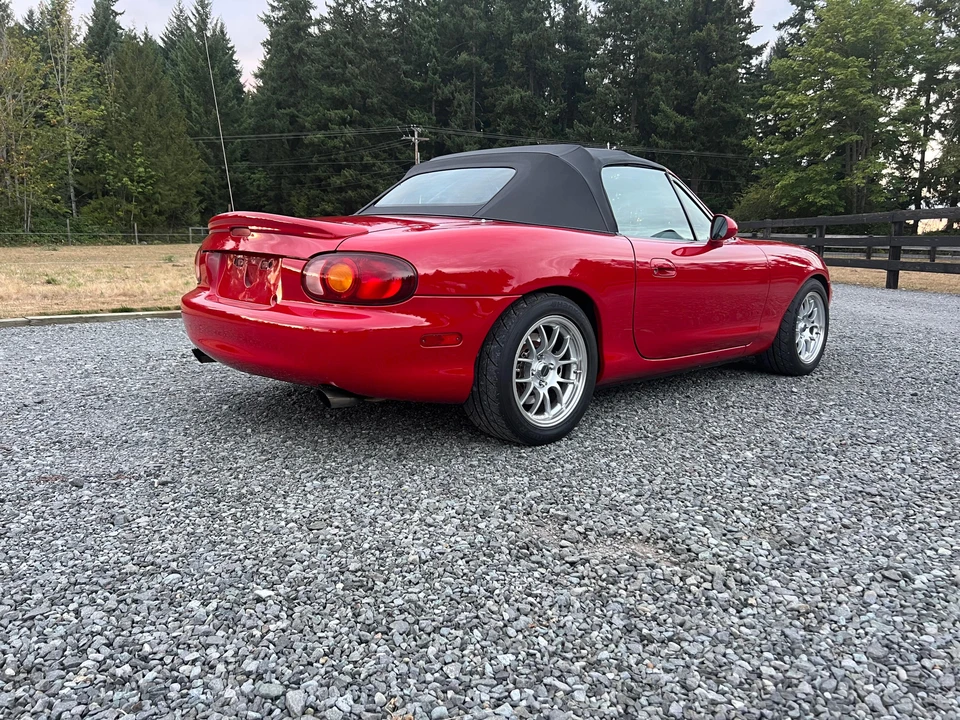 1999 Mazda NB MX-5 Miata - Image 18 of 31