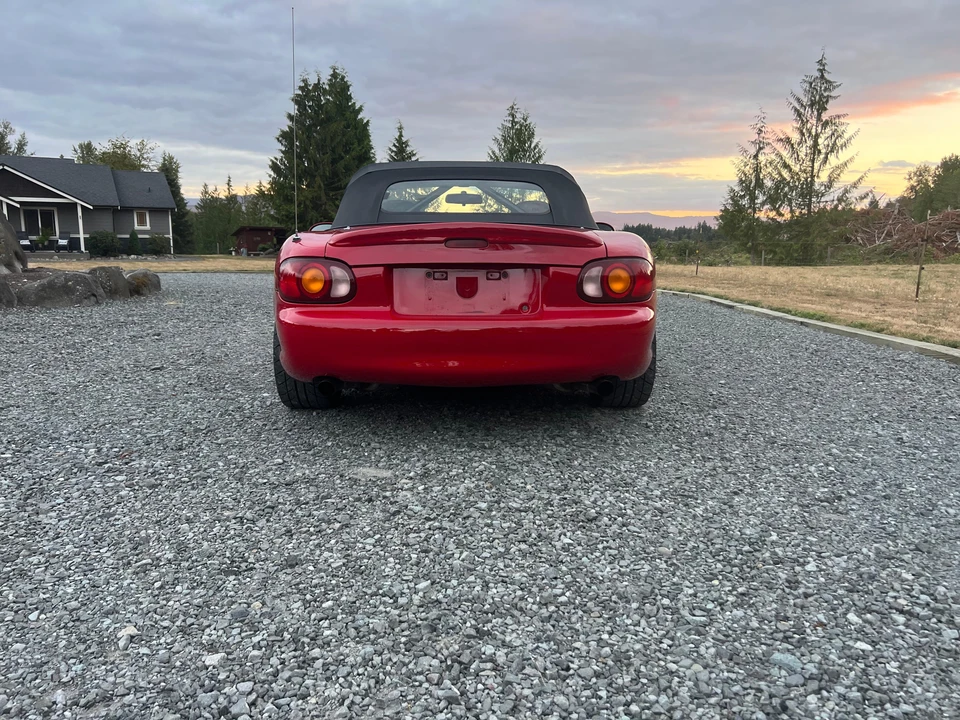 1999 Mazda NB MX-5 Miata - Image 17 of 31