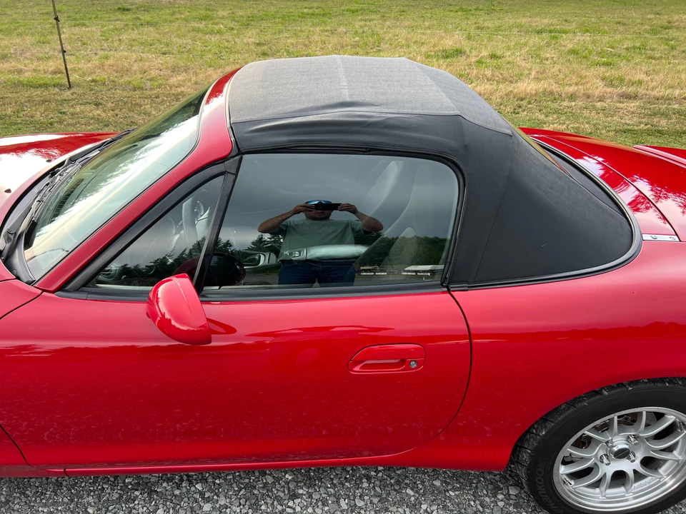 1999 Mazda NB MX-5 Miata - Image 23 of 31