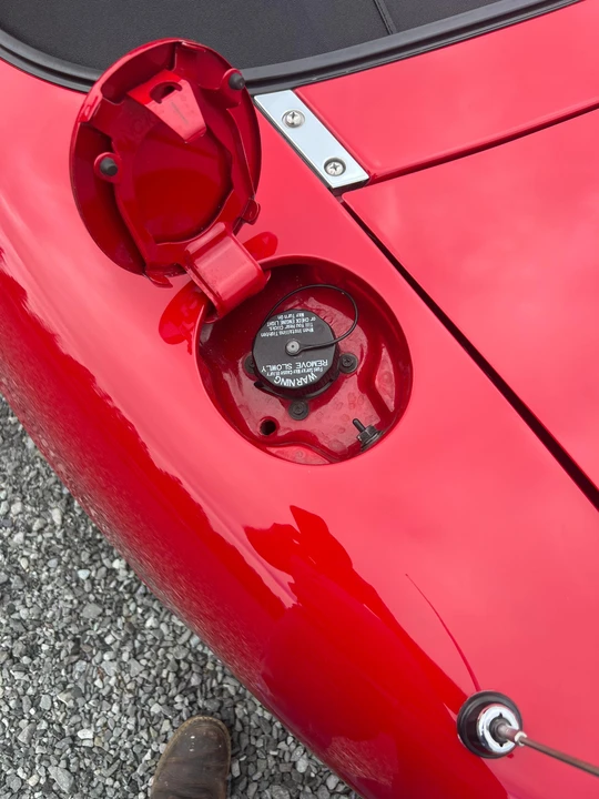 1999 Mazda NB MX-5 Miata - Image 25 of 31