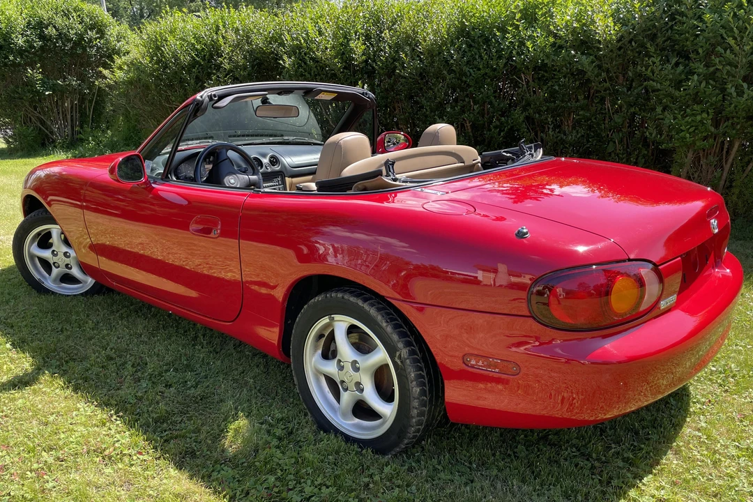1999 Mazda NB MX-5 Miata - Image 4 of 5