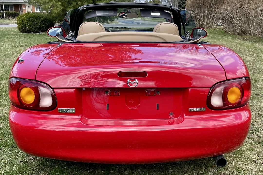 1999 Mazda NB MX-5 Miata - Image 5 of 5
