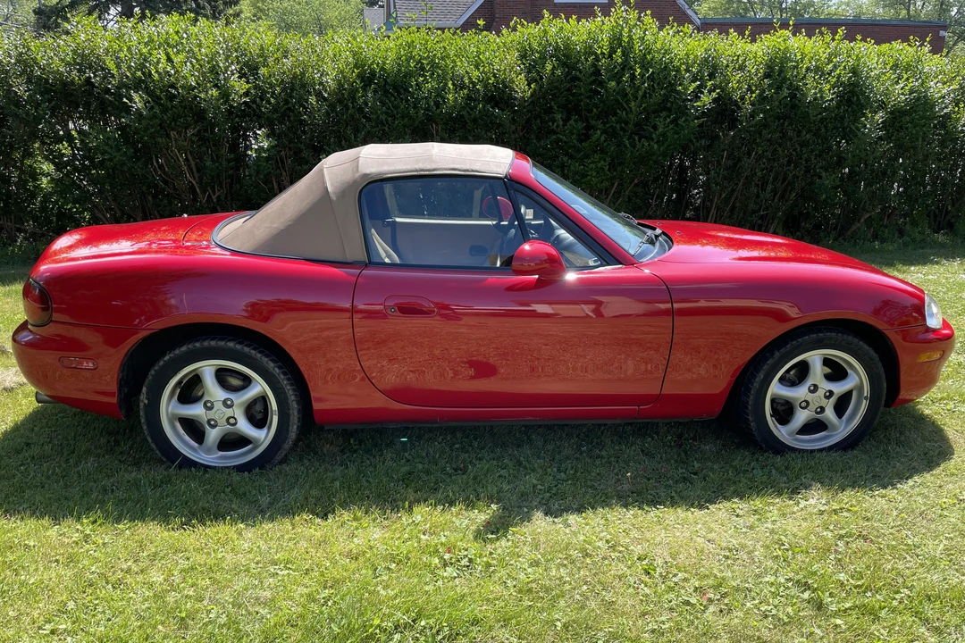 1999 Mazda NB MX-5 Miata - Image 3 of 5