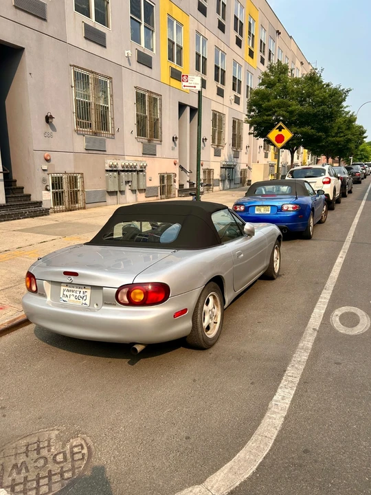 1999 Mazda NB MX-5 Miata - Image 10 of 20
