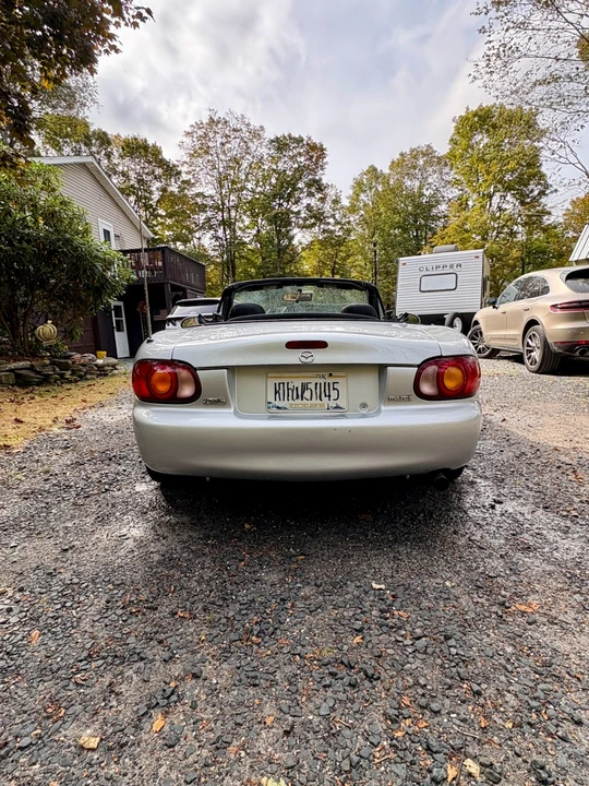 1999 Mazda NB MX-5 Miata - Image 5 of 20