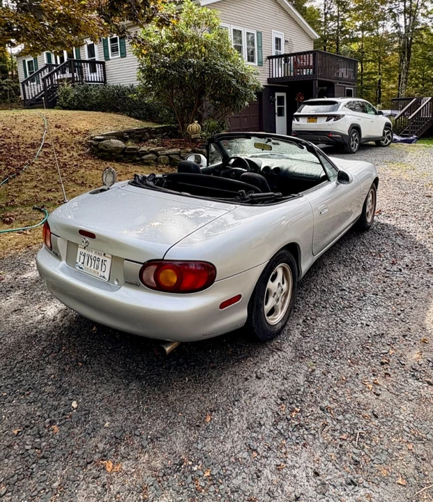 1999 Mazda NB MX-5 Miata - Image 8 of 20