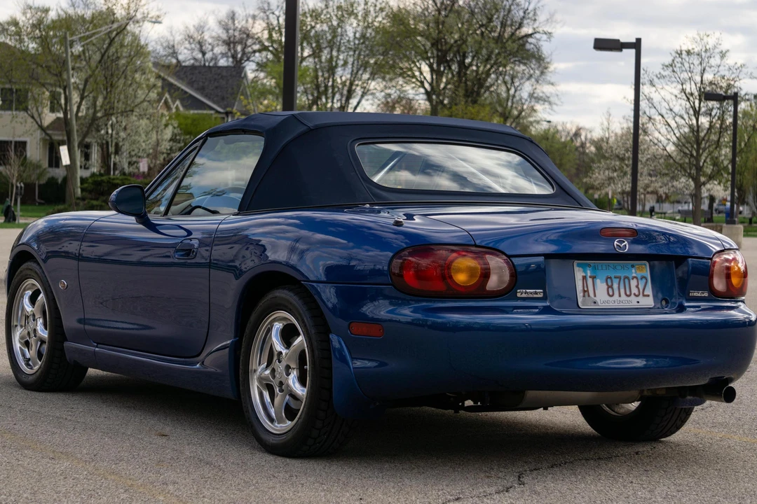 1999 Mazda NB MX-5 Miata - Image 4 of 31