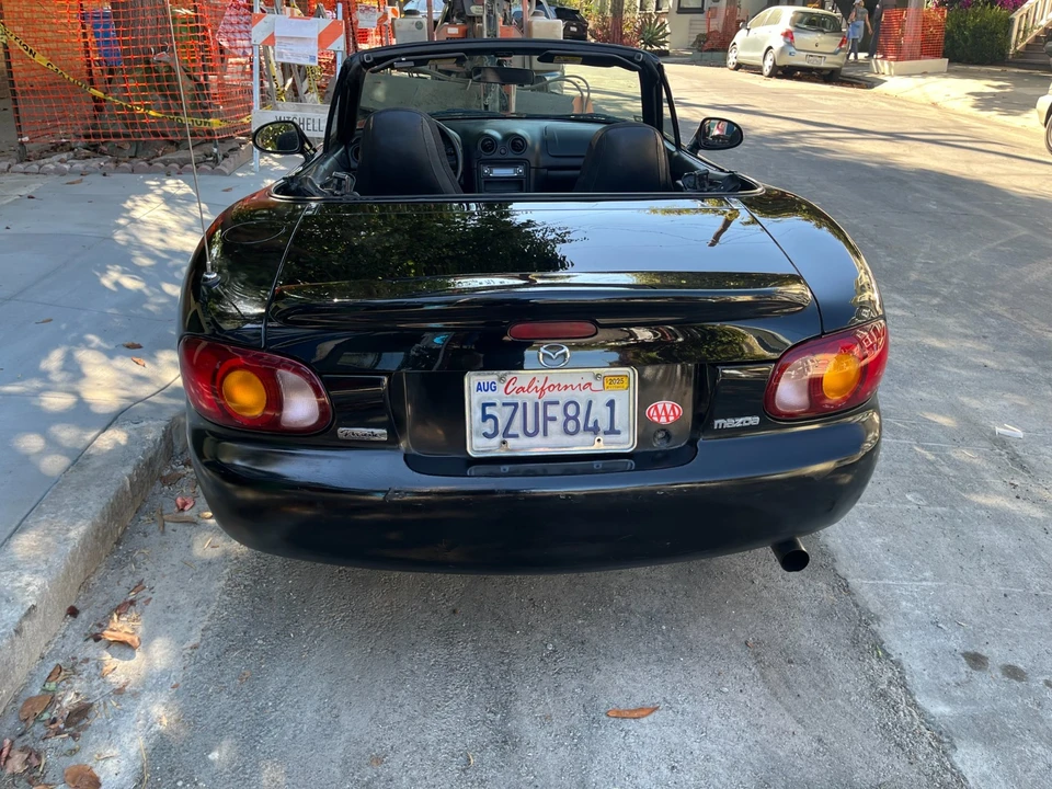 1999 Mazda NB MX-5 Miata - Image 3 of 11