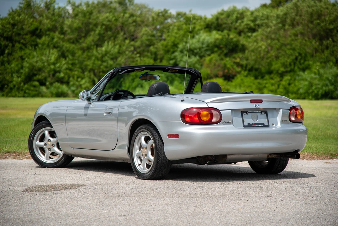 1999 Mazda NB MX-5 Miata - Image 10 of 31