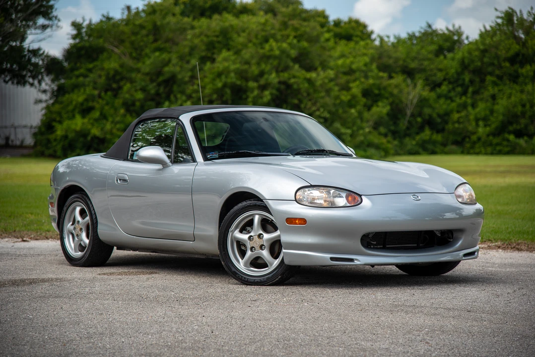 1999 Mazda NB MX-5 Miata - Image 19 of 31