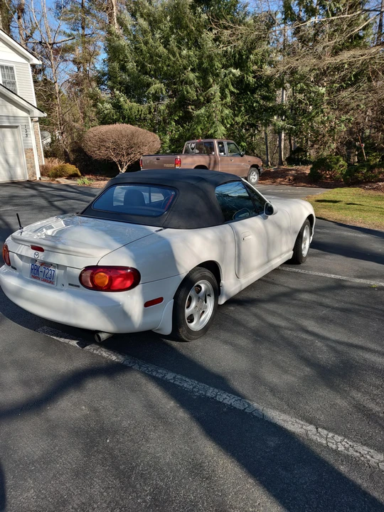 1999 Mazda NB MX-5 Miata - Image 12 of 31