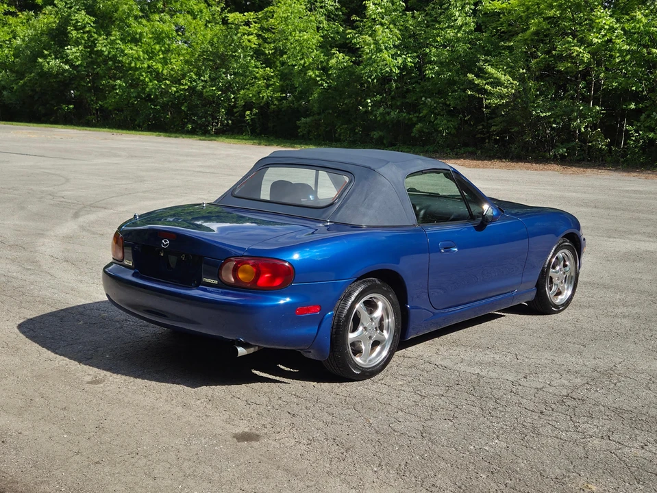 1999 Mazda NB MX-5 Miata - Image 24 of 31