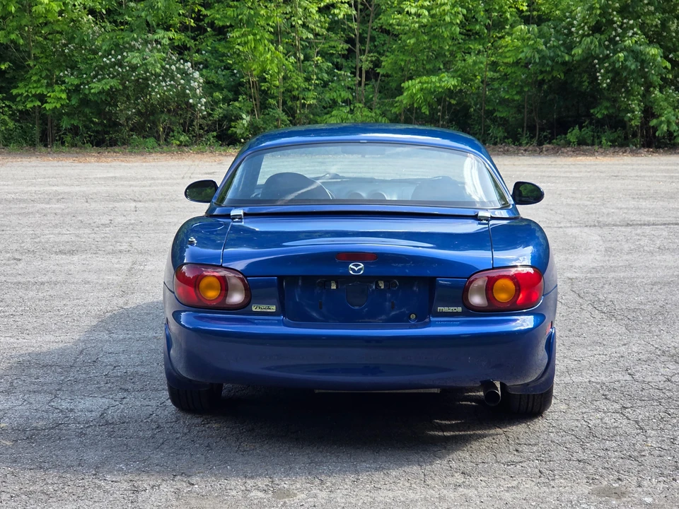 1999 Mazda NB MX-5 Miata - Image 17 of 31